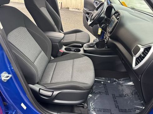 Used 2021 Kia Soul GT-Line image 10