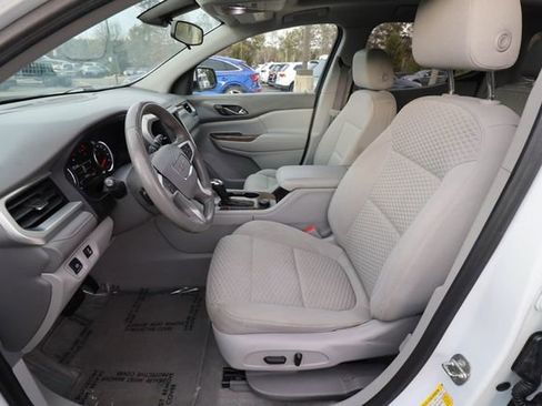 Used 2018 GMC Acadia SLE w/ Driver Alert Package I image 32