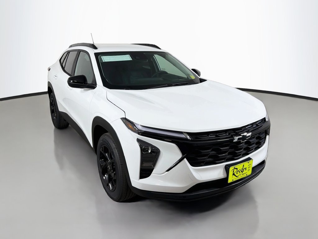 New 2026 Chevrolet Trax LT w/ Driver Confidence Package FWD image 4