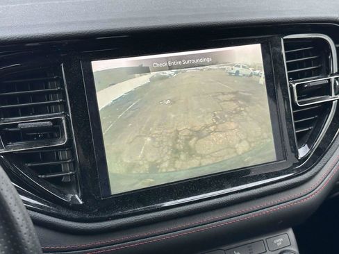 Used 2023 Dodge Durango GT image 24