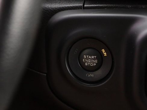 Used 2018 Jeep Wrangler Unlimited Sport image 15