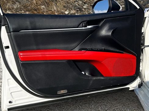 Used 2019 Toyota Camry XSE image 20