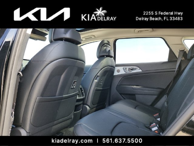 New 2026 Kia Sportage SX FWD image 16