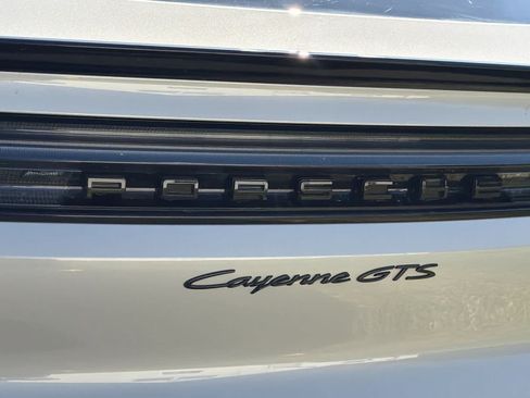 Certified 2026 Porsche Cayenne GTS AWD/4WD image 33