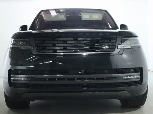Used 2023 Land Rover Range Rover Long Wheelbase SE AWD/4WD image 13