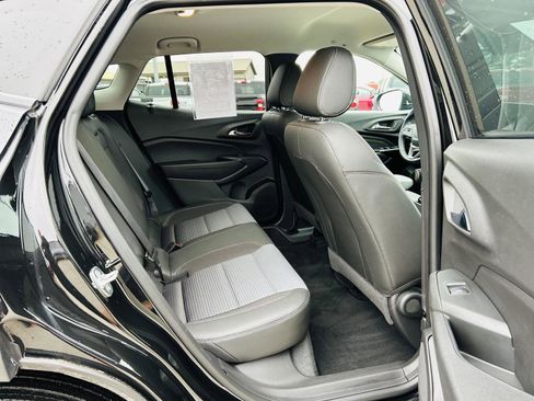 Used 2024 Chevrolet Trax LT w/ Driver Confidence Package image 29