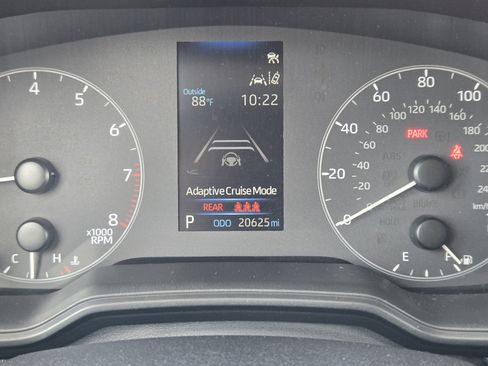 Used 2023 Toyota Corolla Cross LE w/ Moonroof Package FWD image 21