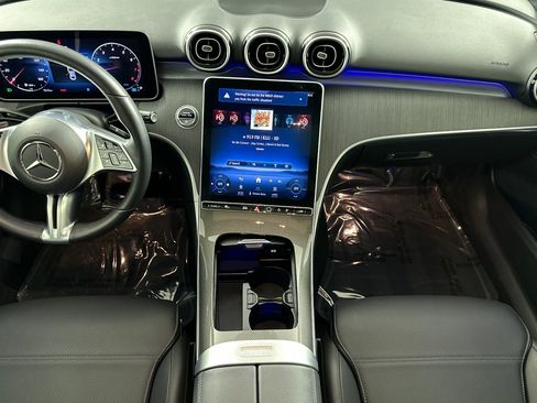 Used 2023 Mercedes-Benz C 300 Sedan image 12