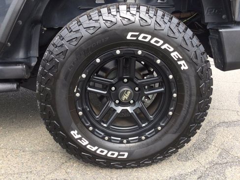 Used 2016 Jeep Wrangler Sport AWD/4WD image 34