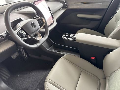 New 2026 Volvo EX30 Ultra w/ Climate Package AWD/4WD image 9