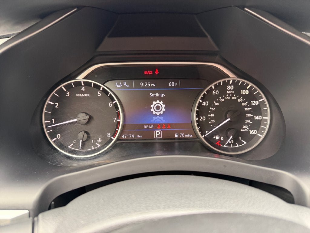 Used 2023 Nissan Murano SV w/ SV Midnight Edition Package FWD image 14