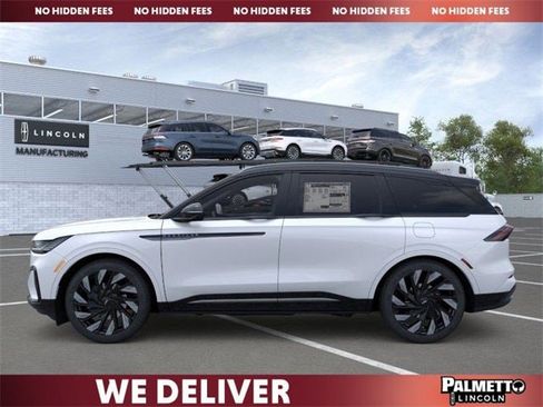 New 2026 Lincoln Nautilus Reserve image 3