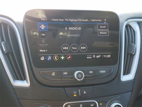 Used 2024 Chevrolet Malibu LT image 23