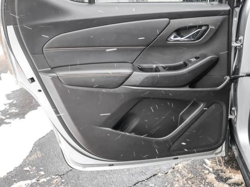 Used 2018 Chevrolet Traverse LT image 26