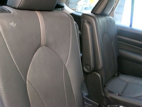 Used 2024 Toyota Grand Highlander AWD image 14