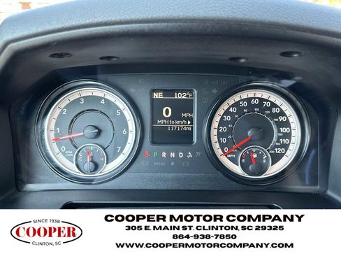 Used 2020 RAM 1500 Classic SLT image 27