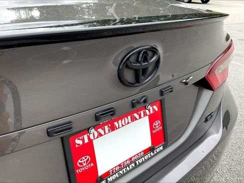 Used 2022 Toyota Camry SE FWD image 30