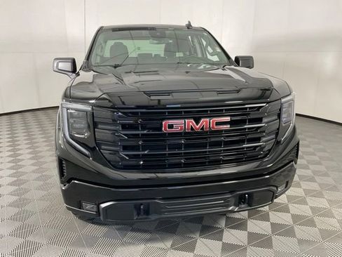 Used 2025 GMC Sierra 1500 Elevation AWD/4WD image 10
