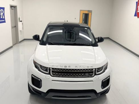 Used 2018 Land Rover Range Rover Evoque HSE image 9