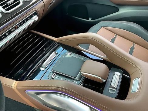 Certified 2025 Mercedes-Benz GLE 53 AMG 4MATIC image 7