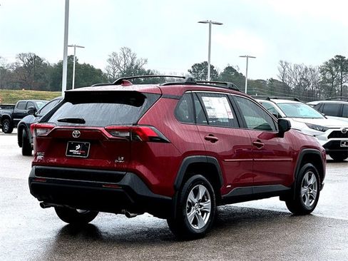 New 2025 Toyota RAV4 LE image 8