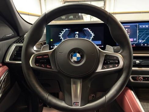 Used 2024 BMW X6 xDrive40i w/ Premium Package image 13