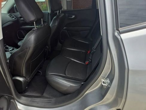 Used 2020 Jeep Compass Latitude image 6