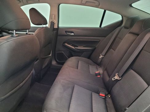 Used 2021 Nissan Altima 2.5 SV FWD image 18