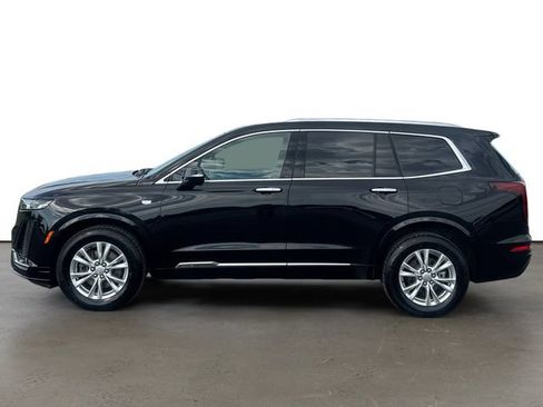 Certified 2024 Cadillac XT6 Luxury w/ LPO, Floor Liner Package AWD/4WD image 2