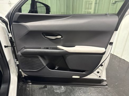 Used 2020 Lexus UX 250h w/ Premium Package AWD/4WD image 14