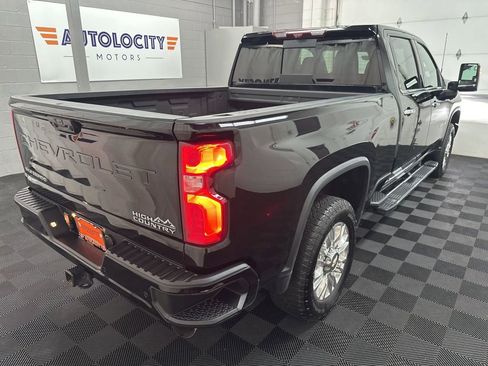 Used 2023 Chevrolet Silverado 2500 High Country w/ Z71 Off-Road Package AWD/4WD image 9