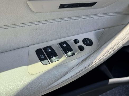 Used 2020 BMW 540i xDrive w/ Premium Package AWD/4WD image 21