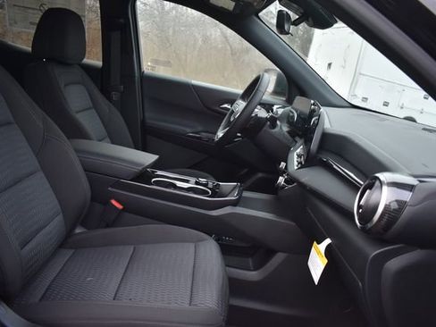 New 2026 Chevrolet Equinox LT w/ Safety and Technology Package image 14