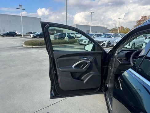 New 2025 Audi Q5 Premium Plus image 11