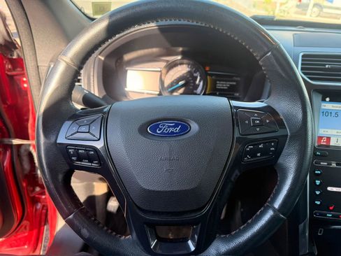 Used 2018 Ford Explorer Sport AWD/4WD image 16