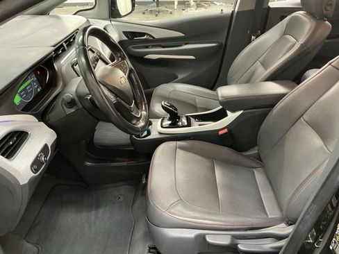 Used 2020 Chevrolet Bolt Premier w/ Infotainment Package image 12