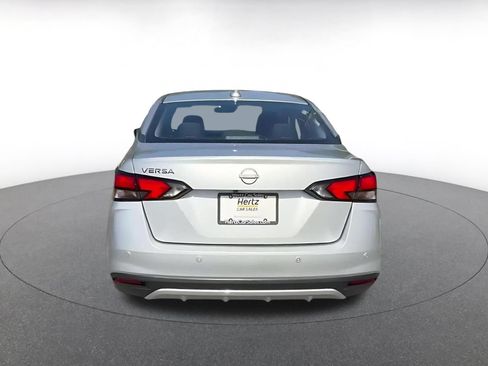 Used 2025 Nissan Versa SV FWD image 12