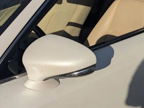 Used 2016 Lexus IS 200t image 13