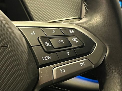 Used 2025 Volkswagen Atlas Cross Sport SEL Premium R-Line AWD/4WD image 28