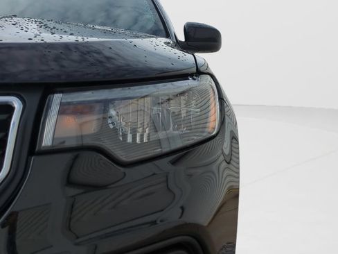 Used 2025 Jeep Compass Latitude AWD/4WD image 24