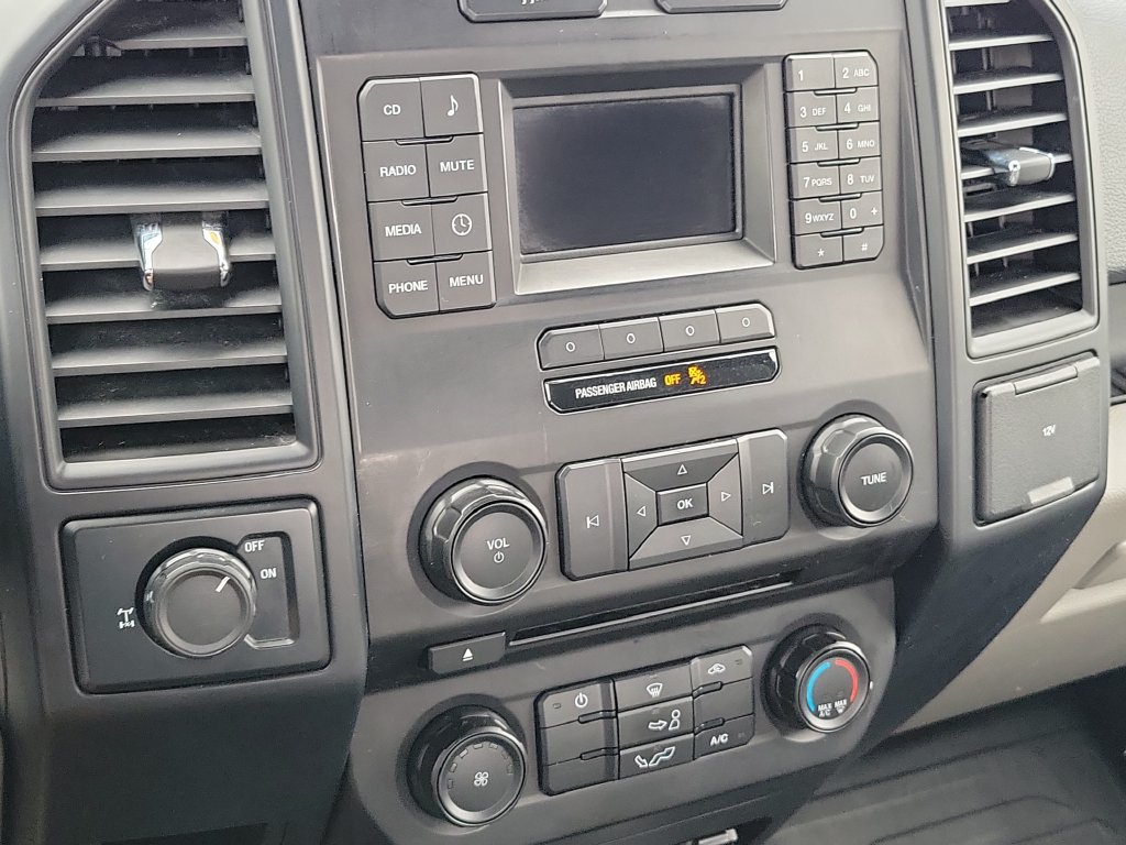 Used 2015 Ford F150 XL w/ Equipment Group 101A Mid RWD image 25