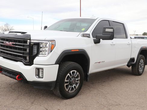 Used 2021 GMC Sierra 2500 AT4 w/ Gooseneck/5TH Wheel Package image 3