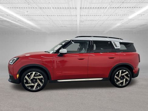 Certified 2025 MINI Cooper Countryman S w/ Comfort Package Max image 2