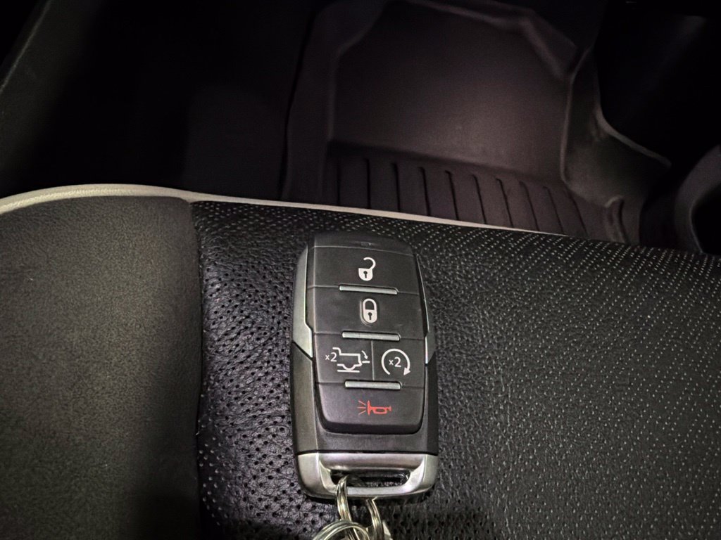 Used 2022 RAM 1500 Laramie AWD/4WD image 36