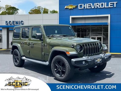 Used 2021 Jeep Wrangler Unlimited Sahara AWD/4WD image 1