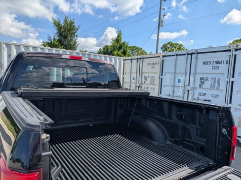 Used 2019 Ford F150 Lariat w/ Equipment Group 502A Luxury AWD/4WD image 16