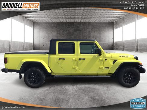 Used 2023 Jeep Gladiator Sport AWD/4WD image 4