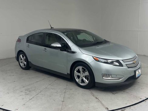 Used 2012 Chevrolet Volt Premium w/ Premium Trim Package FWD image 8