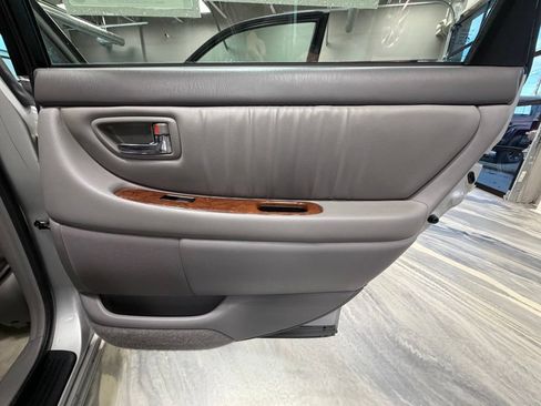 Used 2003 Toyota Avalon XLS FWD image 39