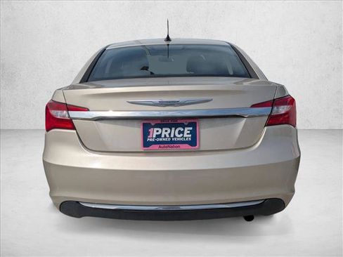 Used 2013 Chrysler 200 Touring w/ Cold Weather Group FWD image 5